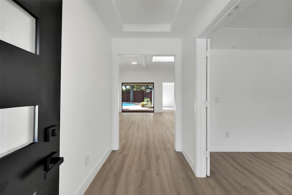 2609 Mariposa Circle