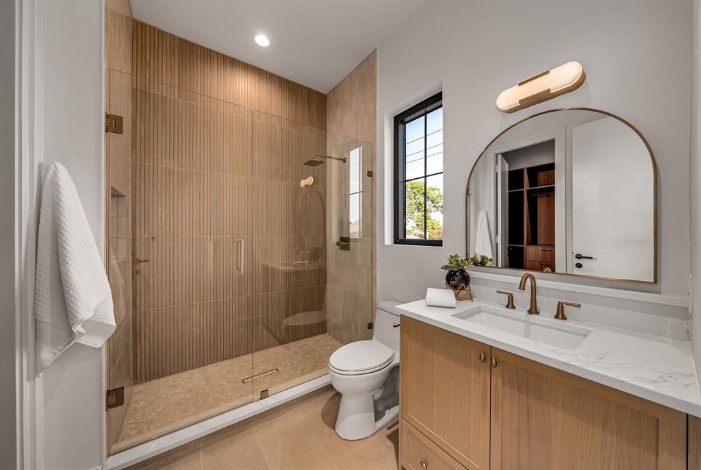 Walnut Hill Manor - Residential