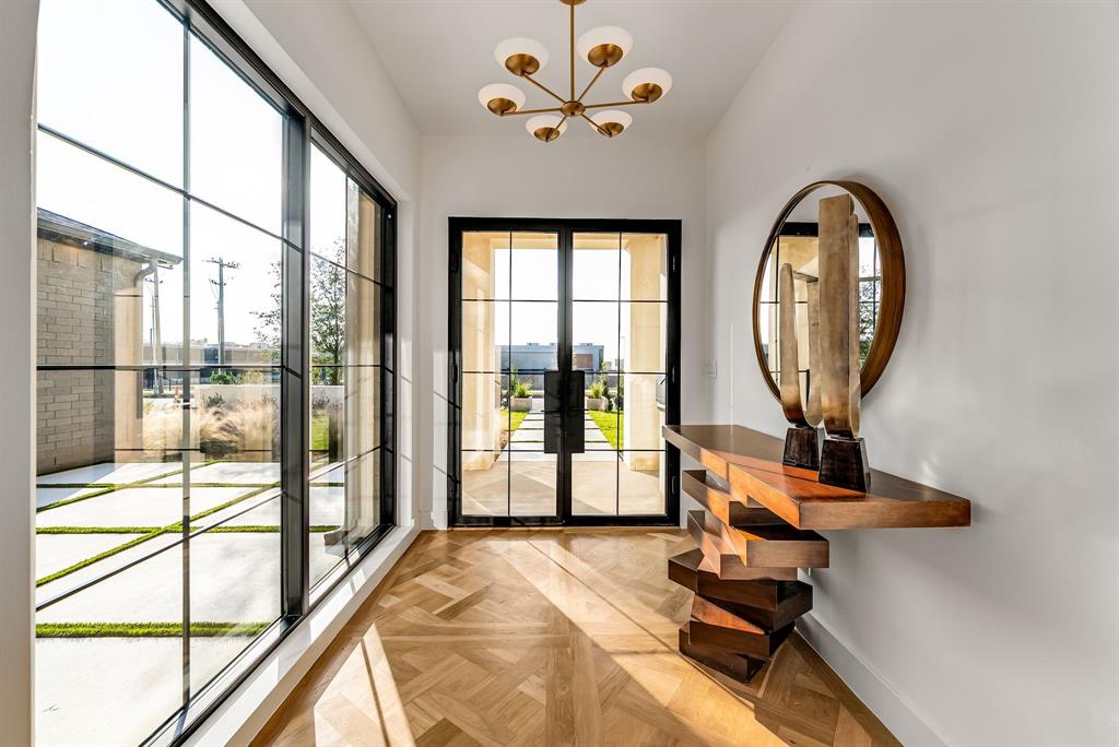 Walnut Hill Manor - Residential