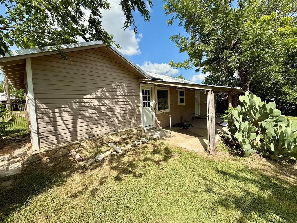 505 Hereford Street