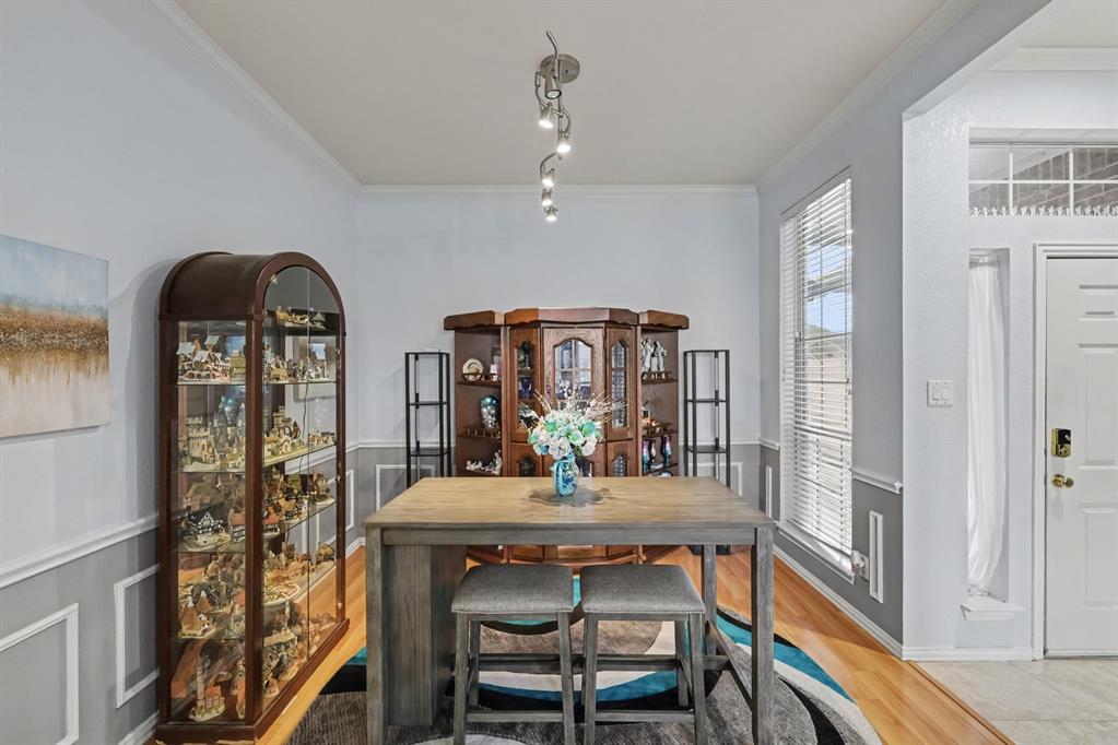 7925 Peregrine Trail