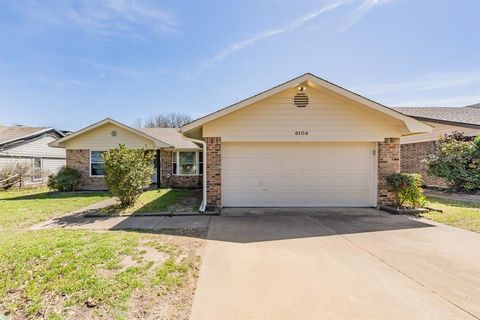 6104 Maurie Court, Haltom City, TX 76148 - MLS#: 20878522