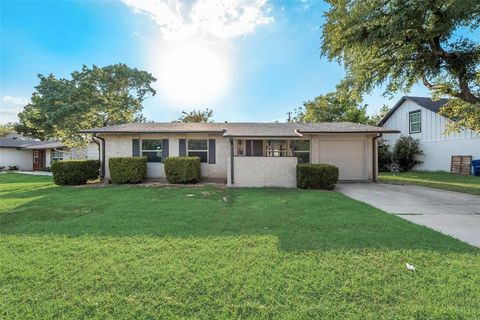 2403 Briarwood Lane Carrollton TX 75006