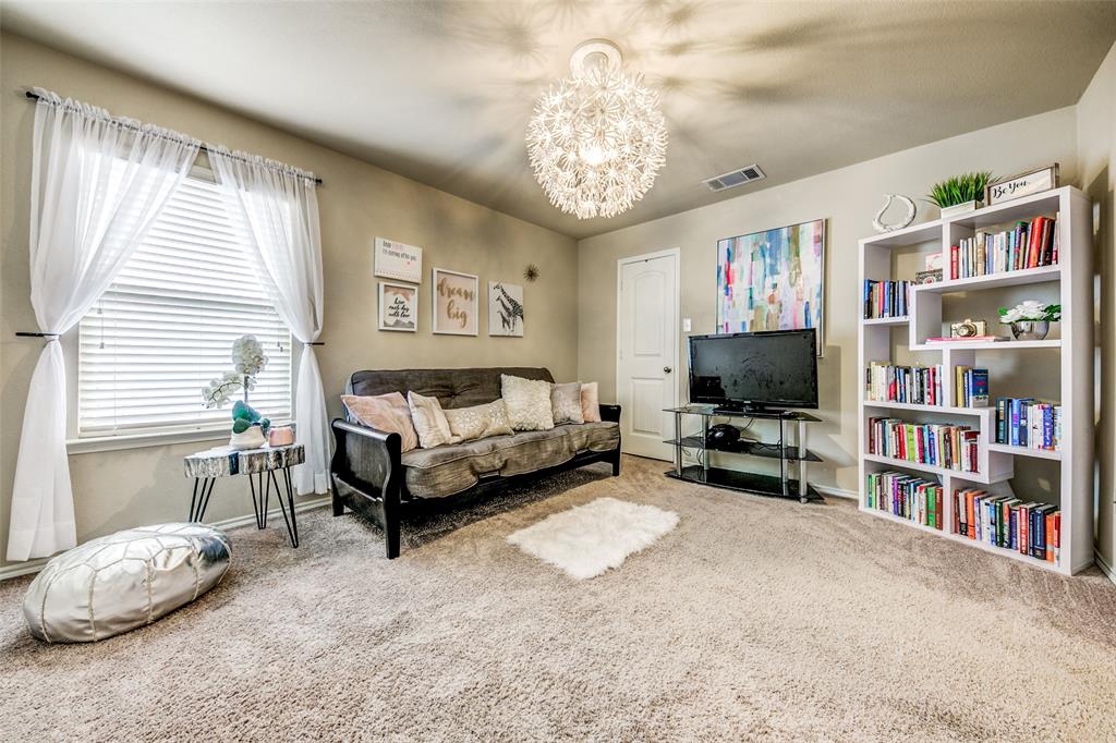 1774 Pioneer Way