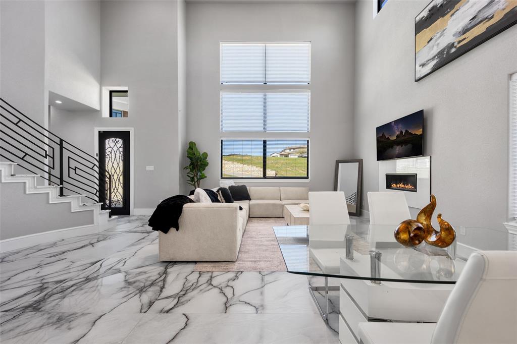 7281 Waters Edge Drive