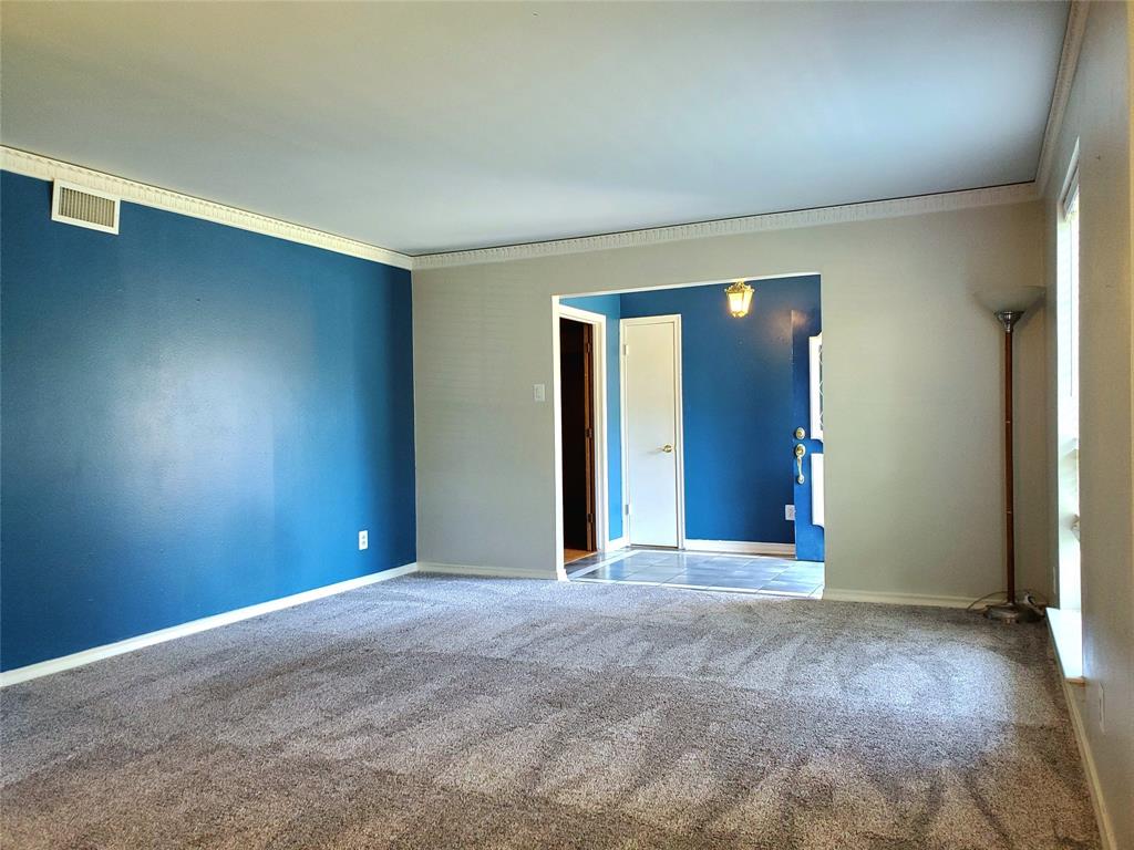 912 Chadwick Drive