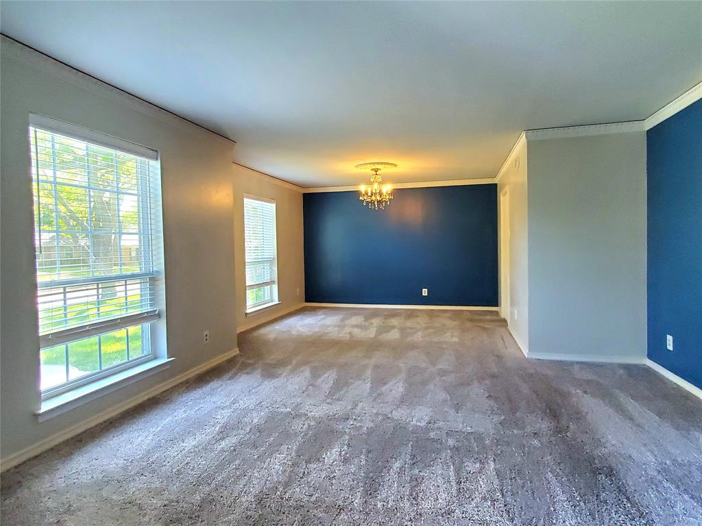 912 Chadwick Drive