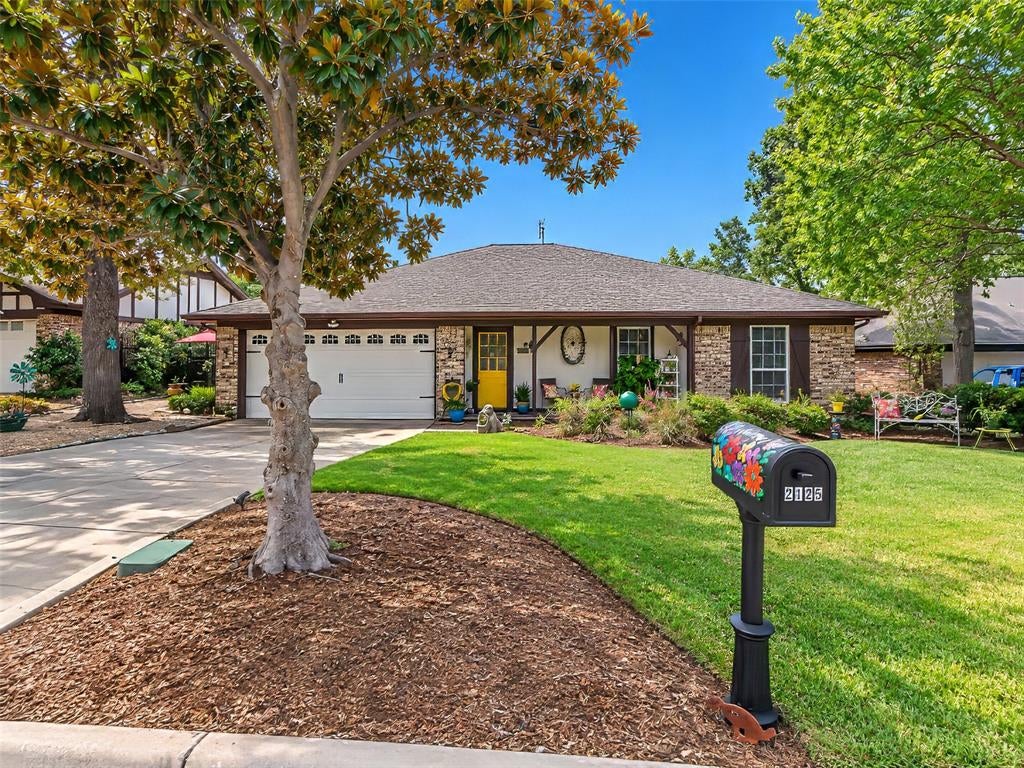 2125 Cambridge Drive