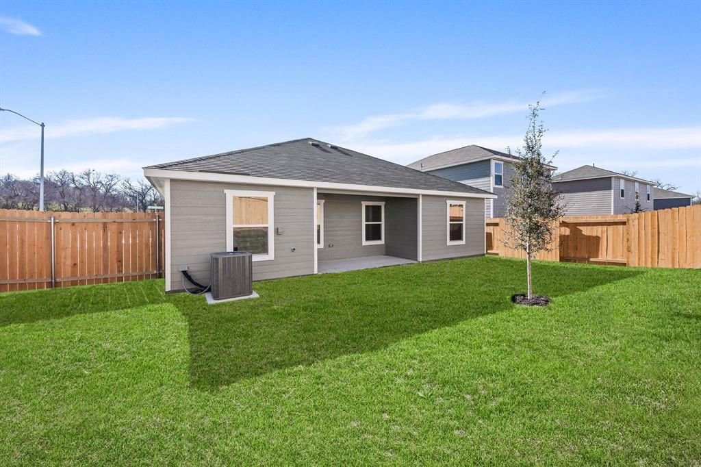 4215 Lava Forest Drive