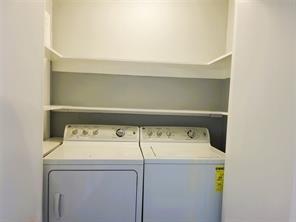 Arrangement Condo - Residential