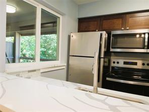 Arrangement Condo - Residential