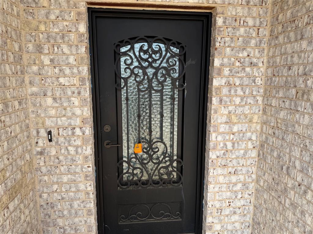 1037 Nighthawk Trail