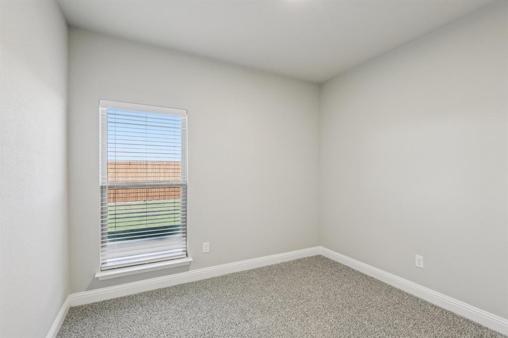 Eagle Glen Elements - Residential