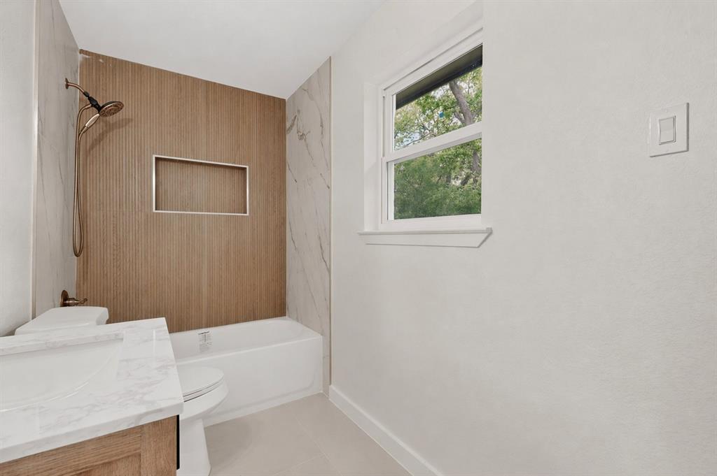 Singing Hills - Residential