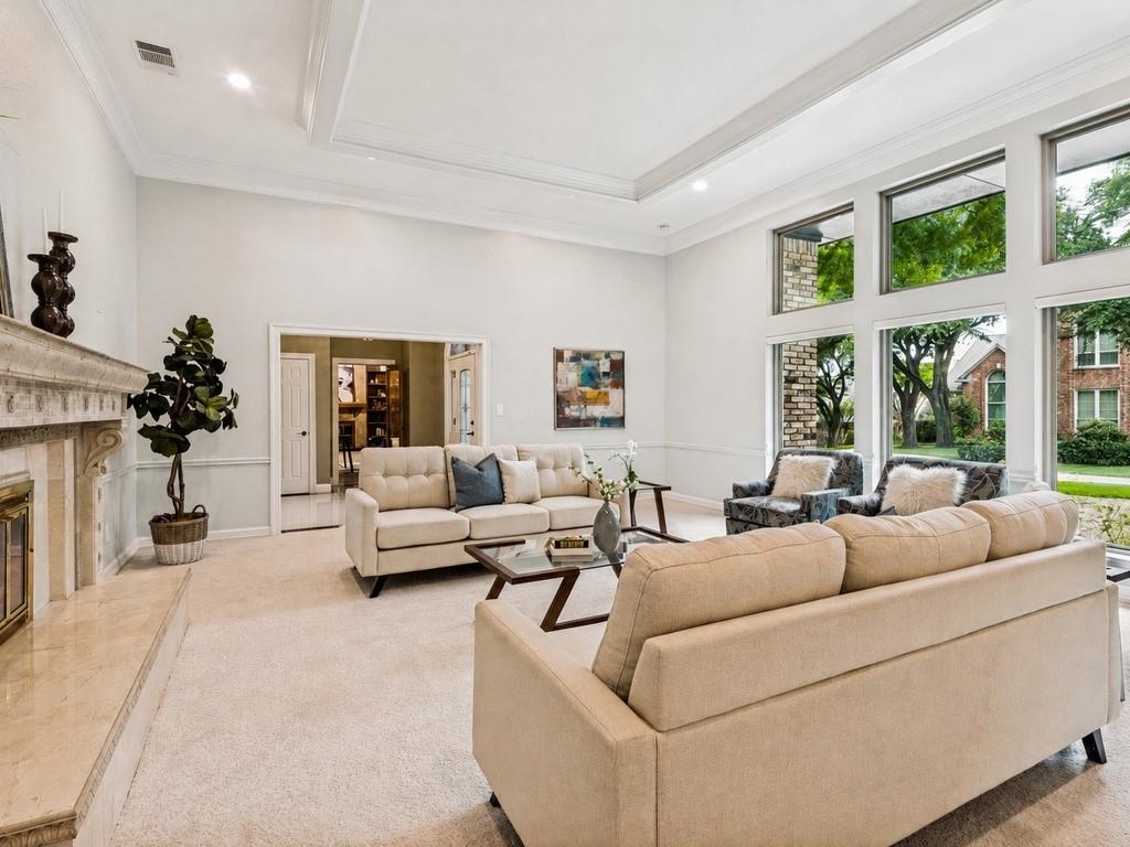 5822 London Lane