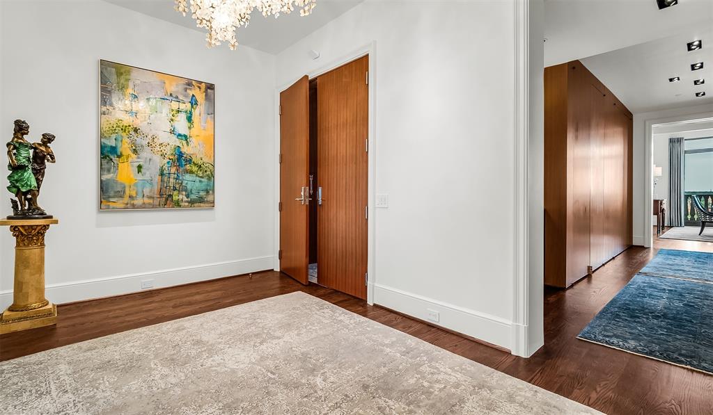3505 Turtle Creek Boulevard 11C