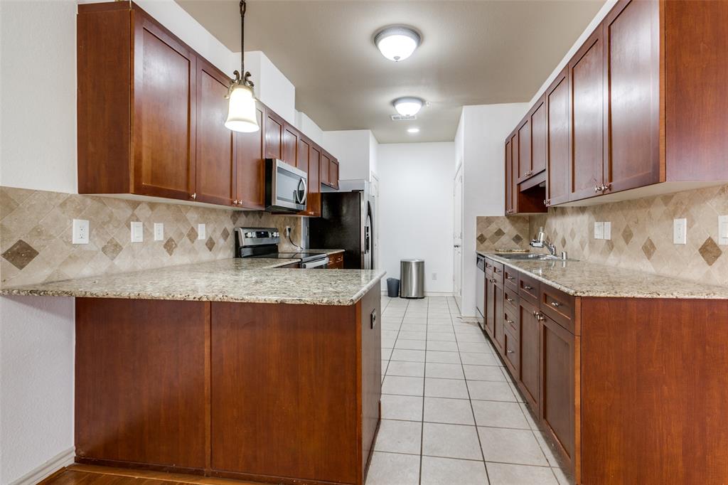 341 Metropolitan Drive