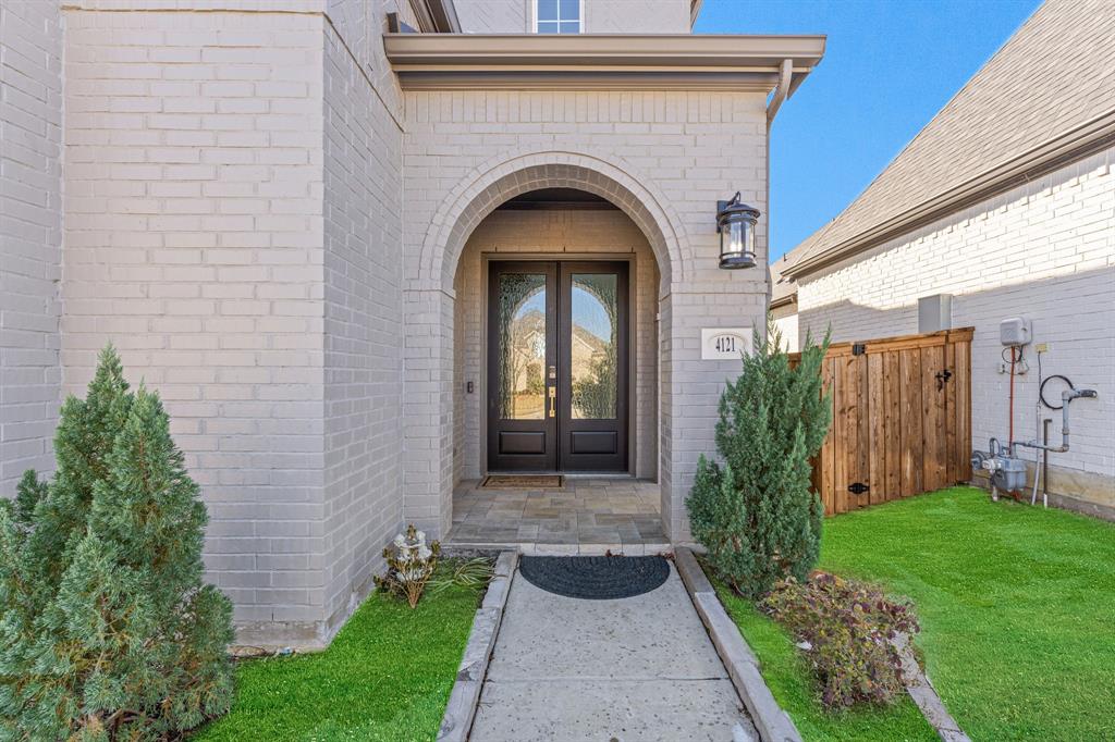 4121 Sandbrock Parkway