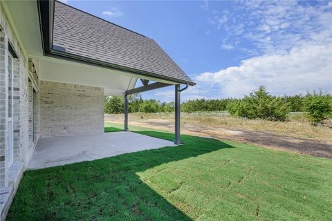 A home in Farmersville