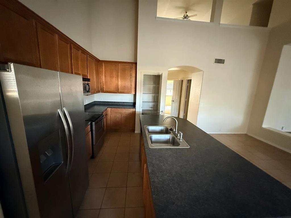 Crescent Spgs Ranch I & II - Residential Lease