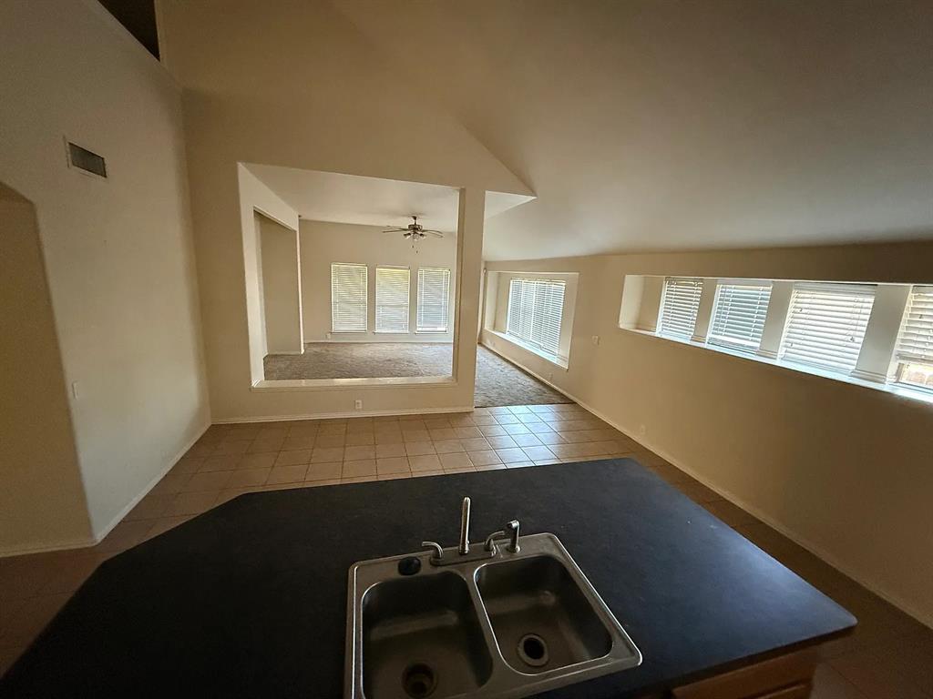 Crescent Spgs Ranch I & II - Residential Lease