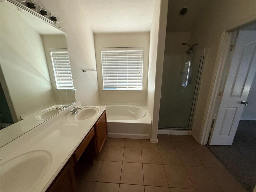 Crescent Spgs Ranch I & II - Residential Lease