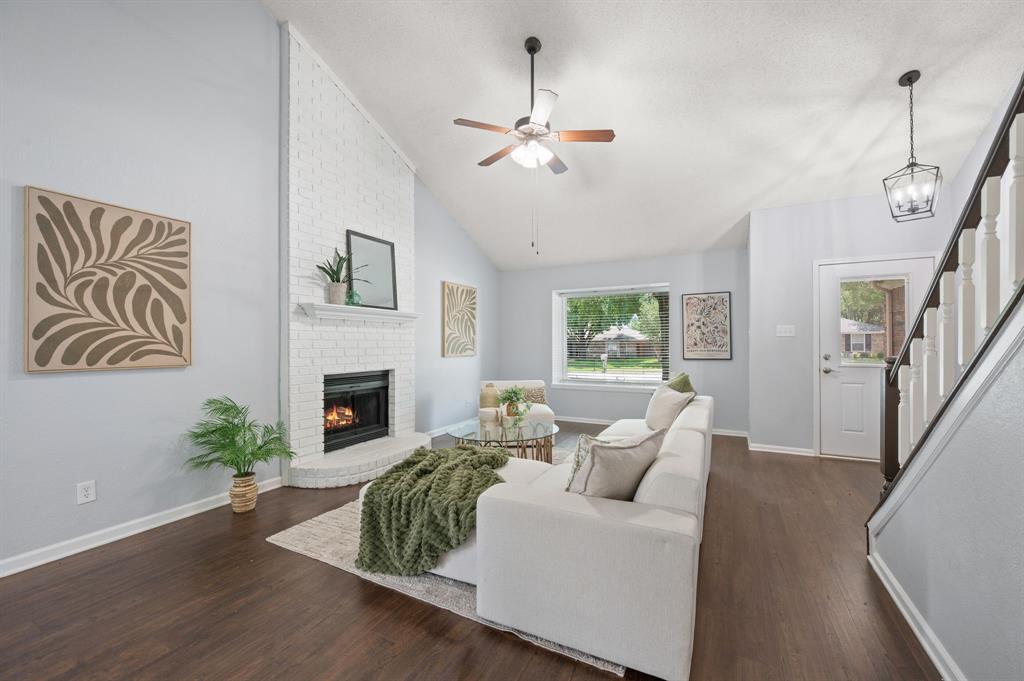 2621 Bayberry Lane