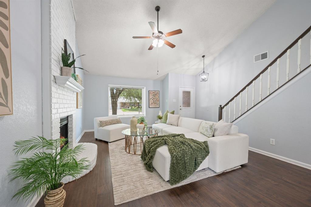 2621 Bayberry Lane