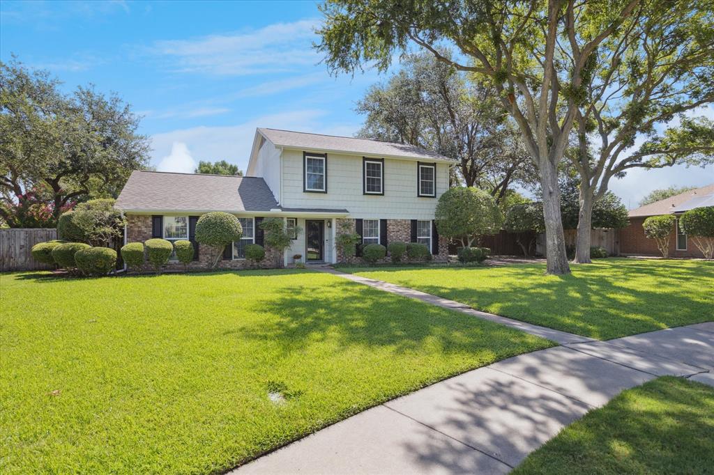 593 Julia Court