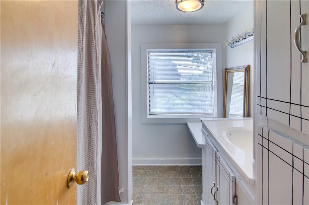 Chambers-Laserda - Residential