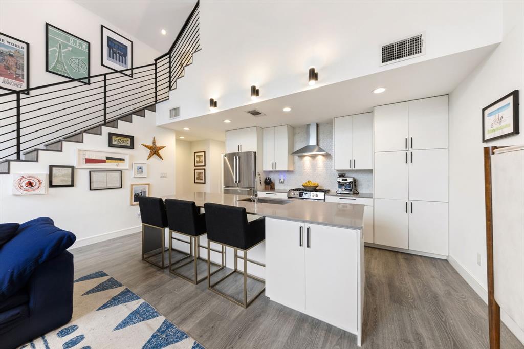 3880 Munger Condo Association - Residential