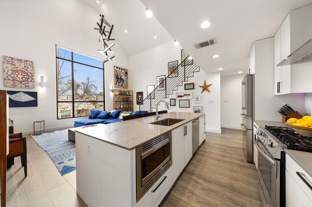 3880 Munger Condo Association - Residential