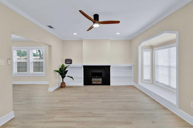 1301 N Sylvania Avenue
