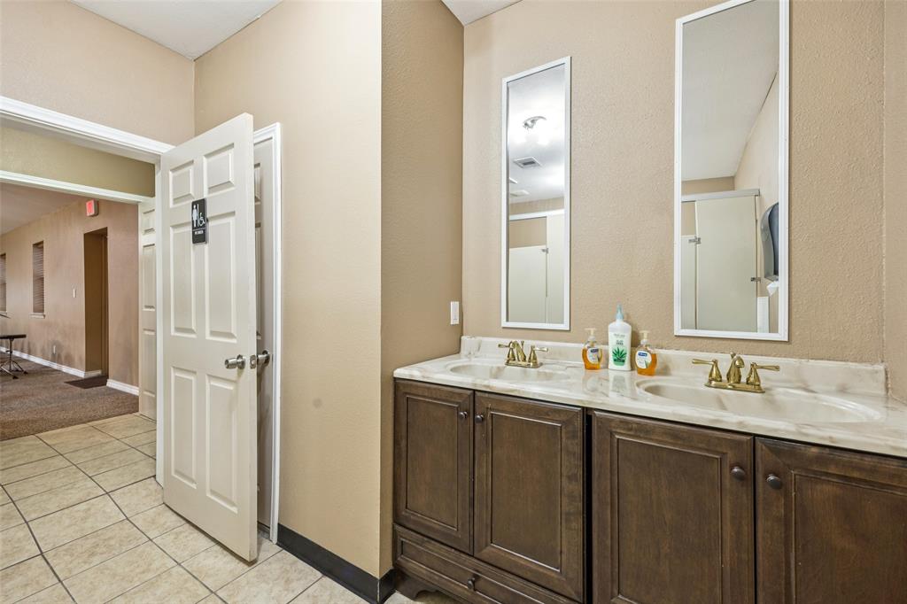 Homestead - Commercial Sale