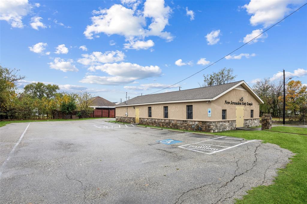 Homestead - Commercial Sale