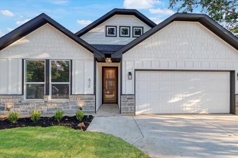 A home in Cleburne