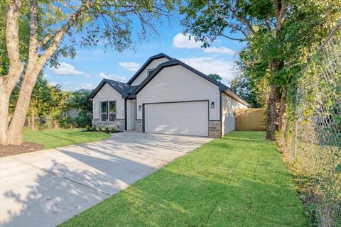 A home in Cleburne