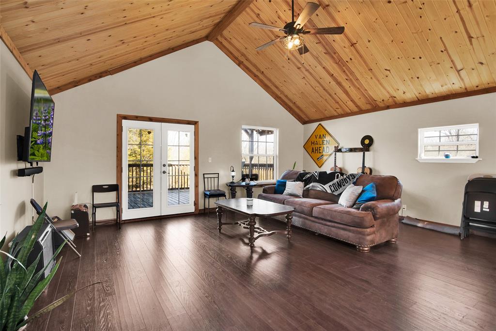 Esquire Estates - Residential