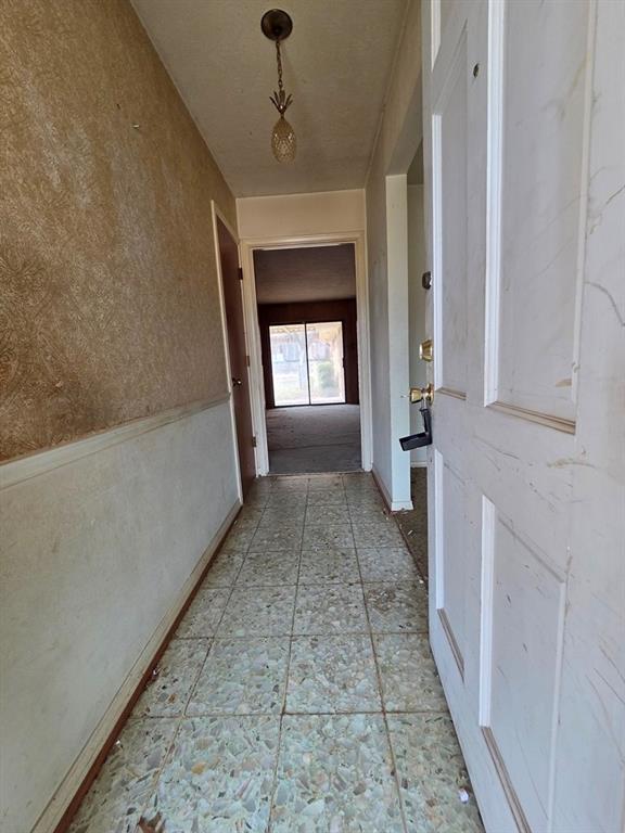 5505 Spruce View Drive