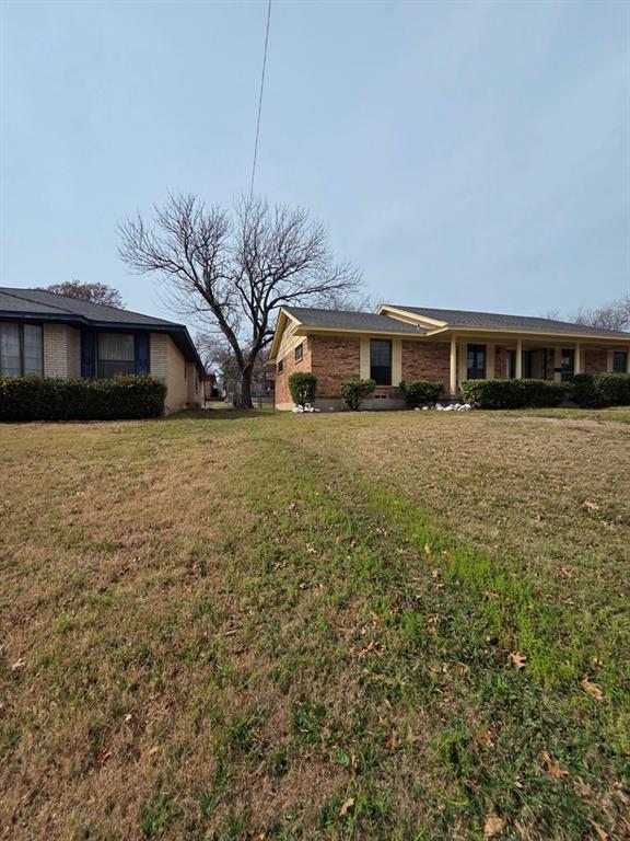 5505 Spruce View Drive