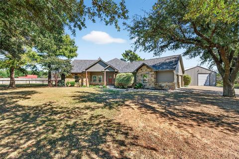 357 Pear Tree Lane Collinsville TX 76233