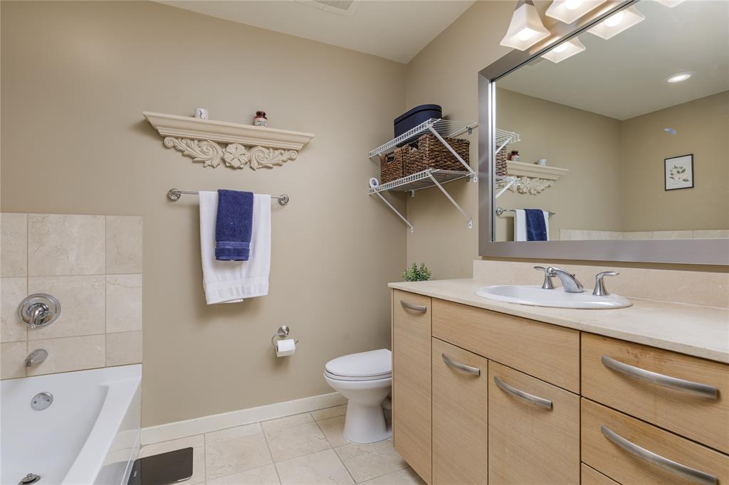 Metropolitan 1200 Main St Condo - Residential