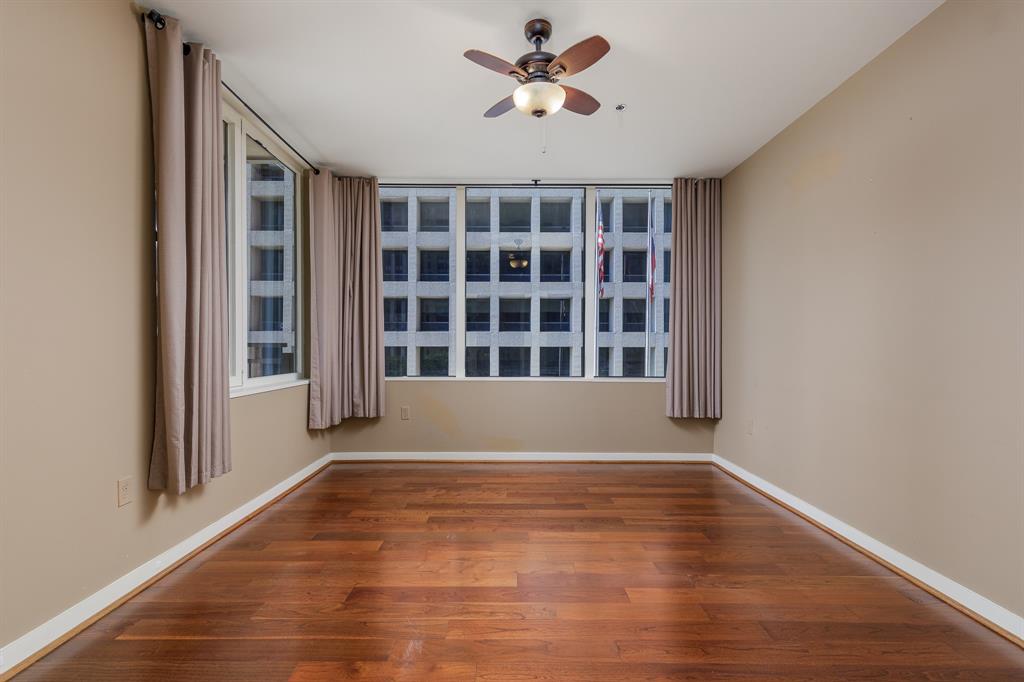 Metropolitan 1200 Main St Condo - Residential