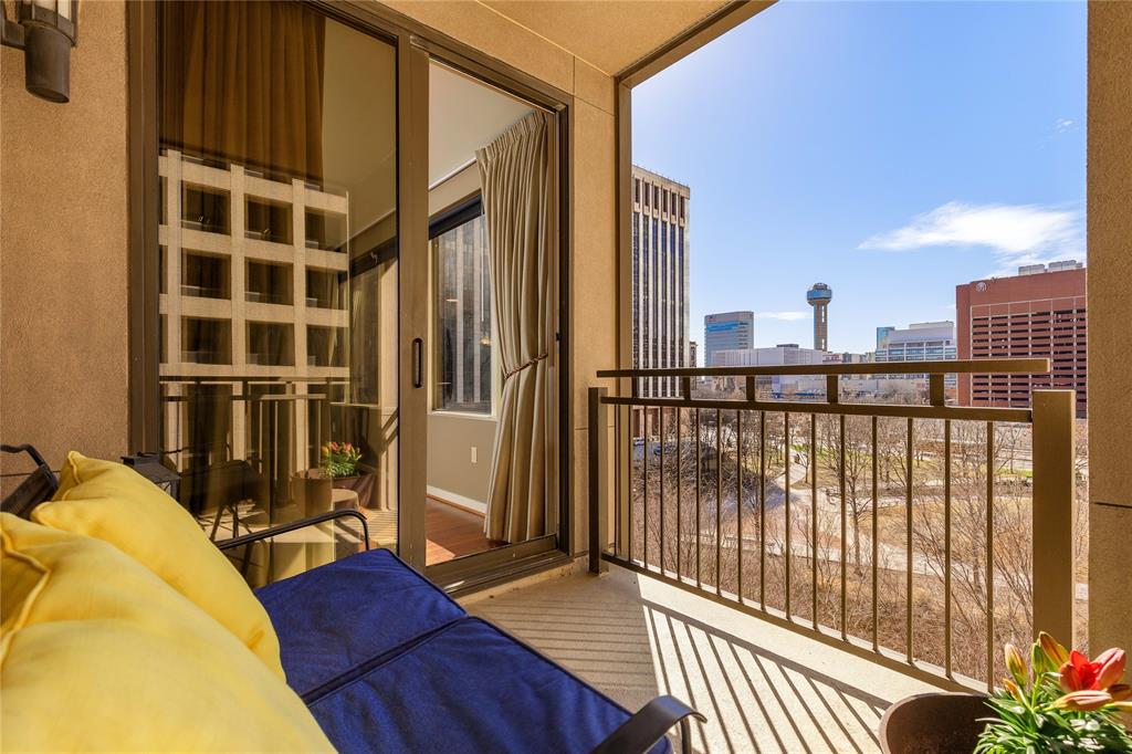 Metropolitan 1200 Main St Condo - Residential