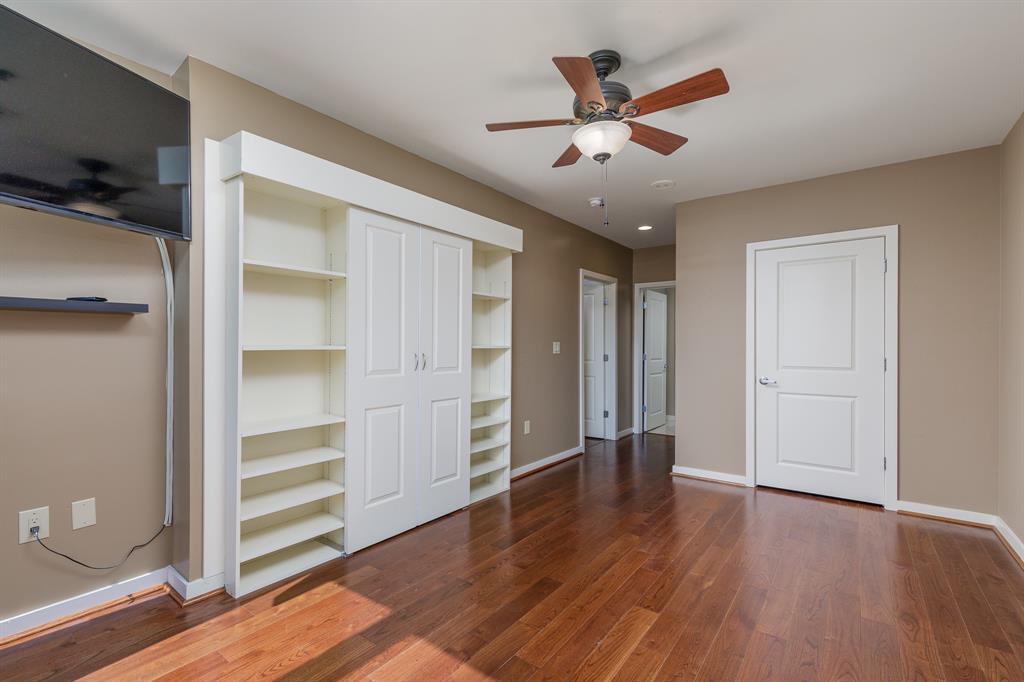 Metropolitan 1200 Main St Condo - Residential
