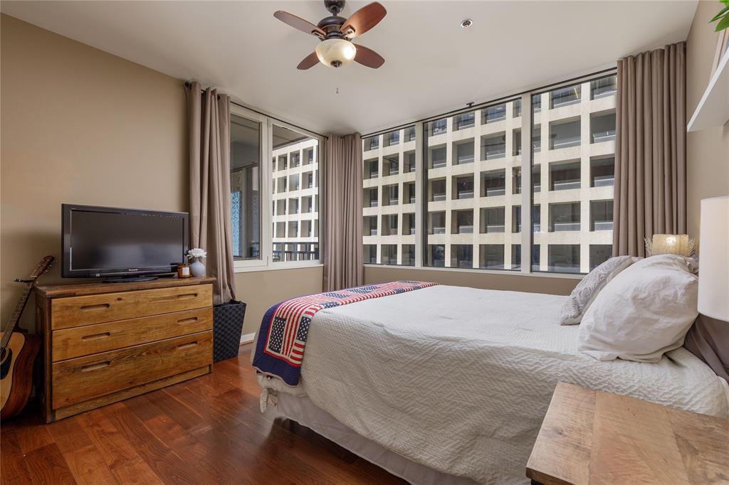 Metropolitan 1200 Main St Condo - Residential