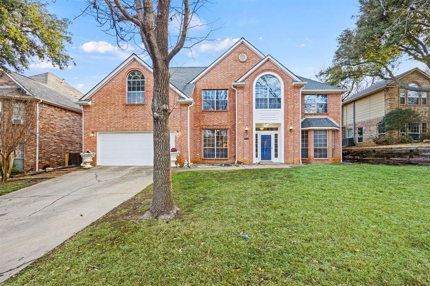 GRAPEVINE-COLLEYVILLE ISD! Newly renovated home in Grapevine in a well established quiet neighborhood w mature trees. Freshly painted inside & out w resurfaced countertops, new stainless steel appliances, new kitchen sink, new flooring throughout w vinyl in common spaces & carpet in bedrooms w new LED light fixtures & ceiling fans in every room. Flex room on 1st floor would make a great office. In the primary suite you will find a spacious walk in closet, jacuzzi garden tub, dual sinks w separate stand-up shower w all new fixtures. Large fenced backyard provides plenty of room for entertaining & lots of shade - even shade in the front yard. The family-friendly neighborhood offers quick access to Dallas, Fort Worth, & DFW Airport. Enjoy the vibrant lifestyle of Shops at Glade Park for dining & entertainment. Excellent schools, parks, walking trails make this a perfect place to call home. NO VOUCHERS. School attendance zones & room measurements are deemed reliable but not guaranteed.