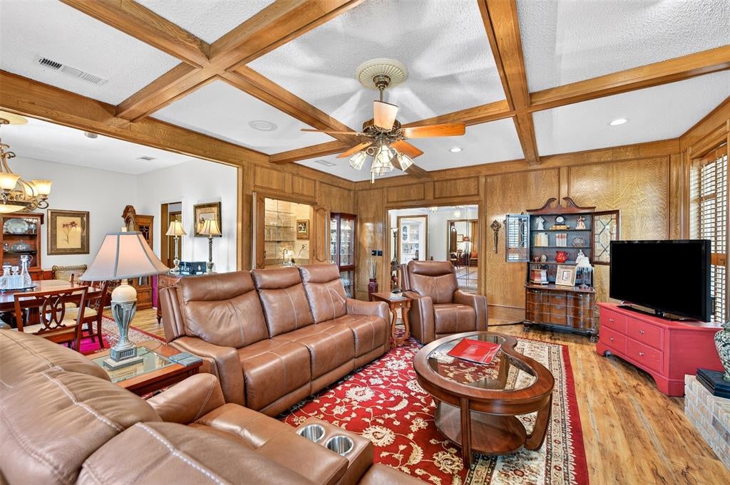 1713 Alameda Court
