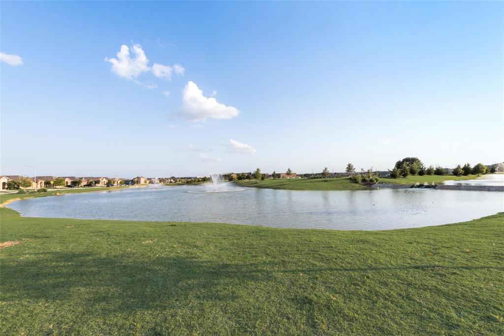 TRAILS OF ELIZABETH CREEK PHASE 5 - Residential Lease