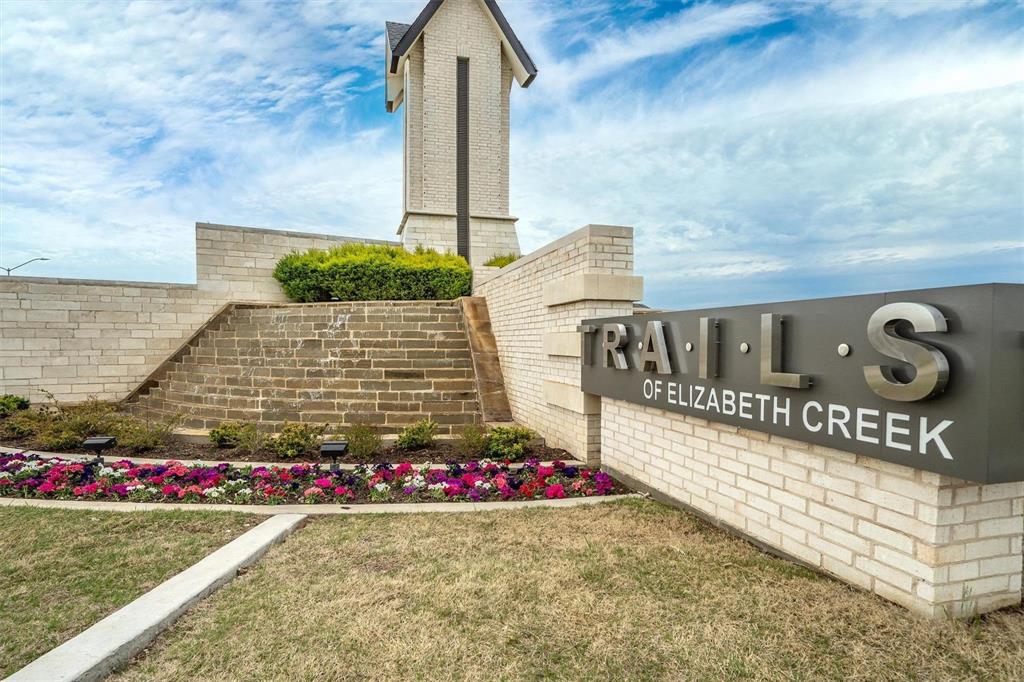 TRAILS OF ELIZABETH CREEK PHASE 5 - Residential Lease